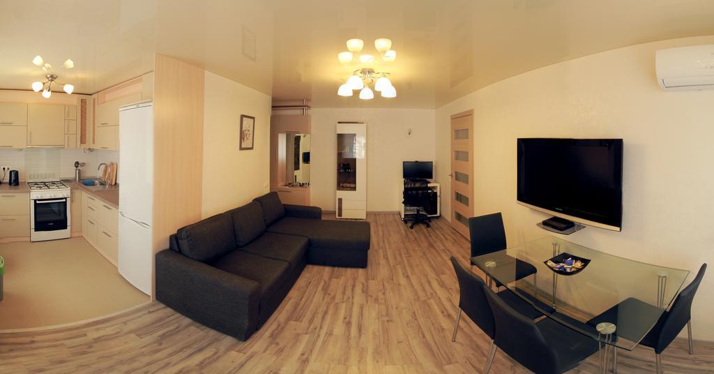 洛托斯公寓 尼古拉耶夫 客房 照片